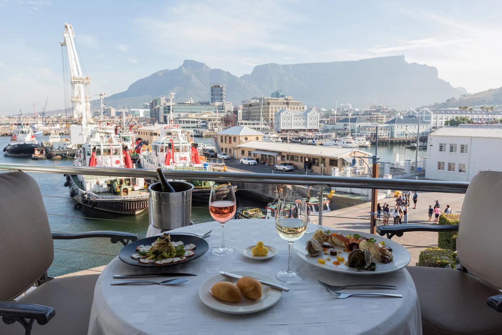 image of Baía Seafood Restaurant - V&A Waterfront