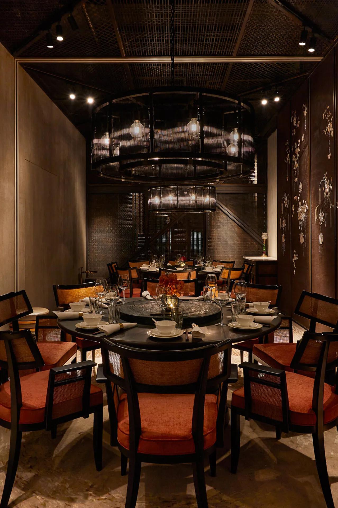 image of Mott 32 Vancouver