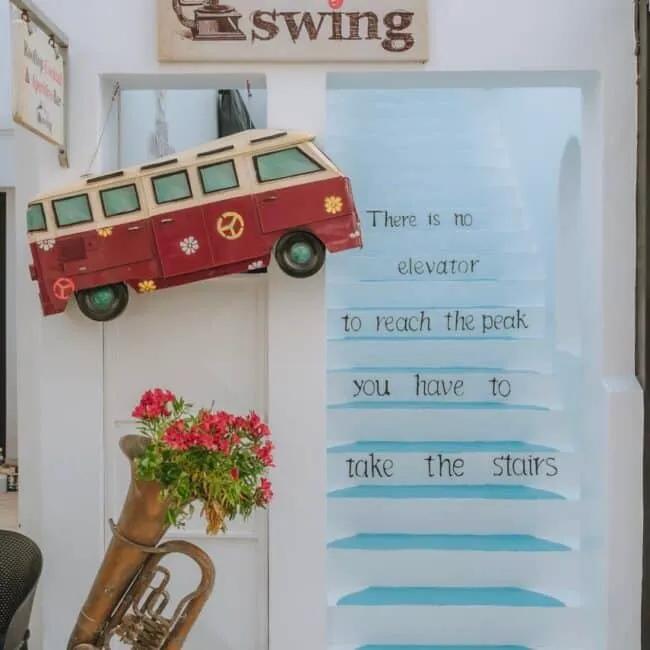image of Swing Bar