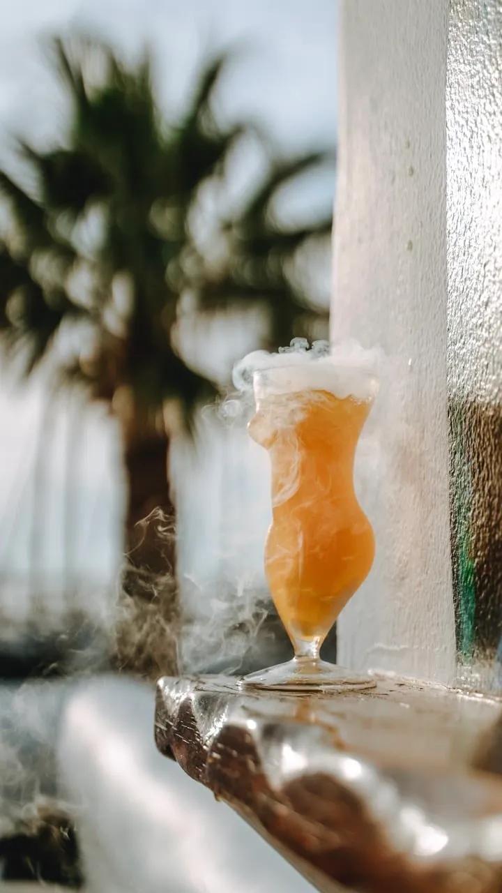 image of Swing Bar
