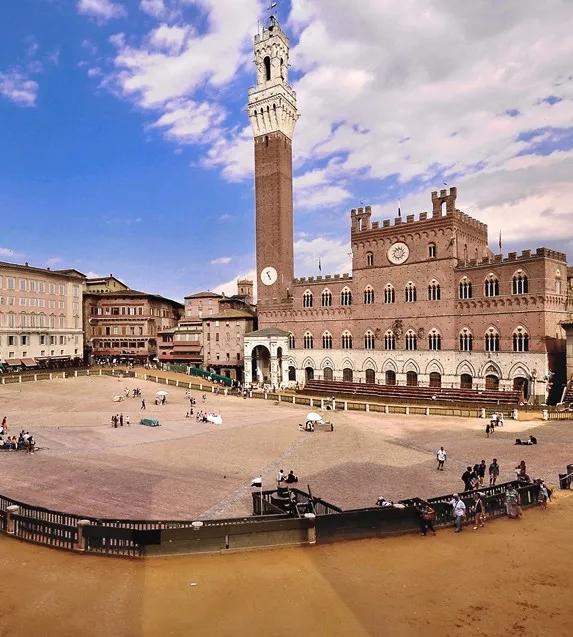 image of Il Bandierino