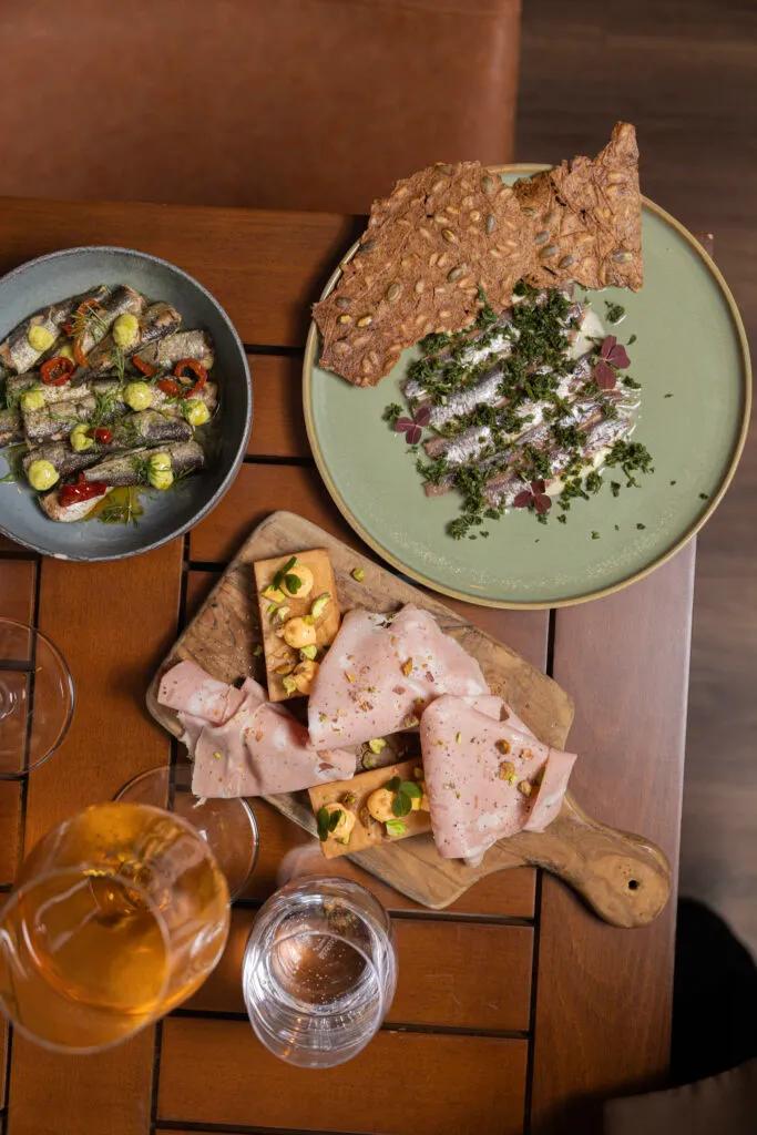 image of ROOTS Vin Bar & Butik - Østerbro