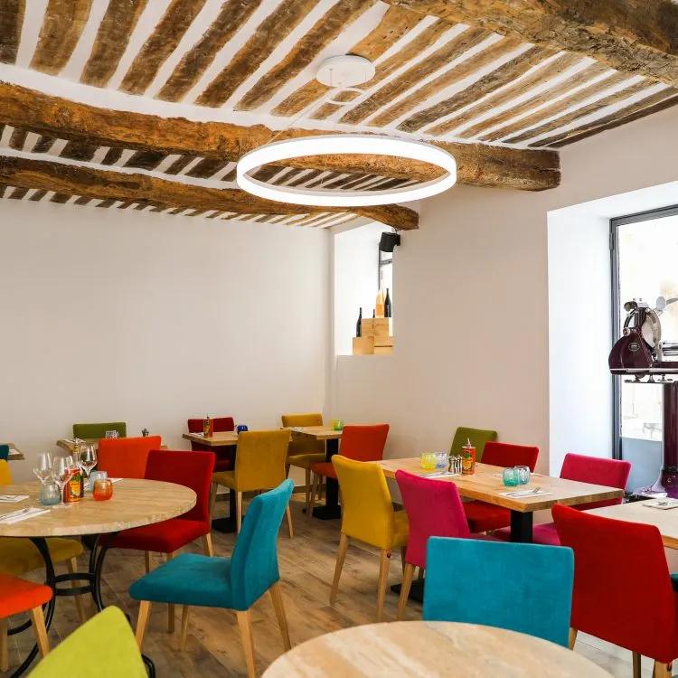 image of Café des Arcades