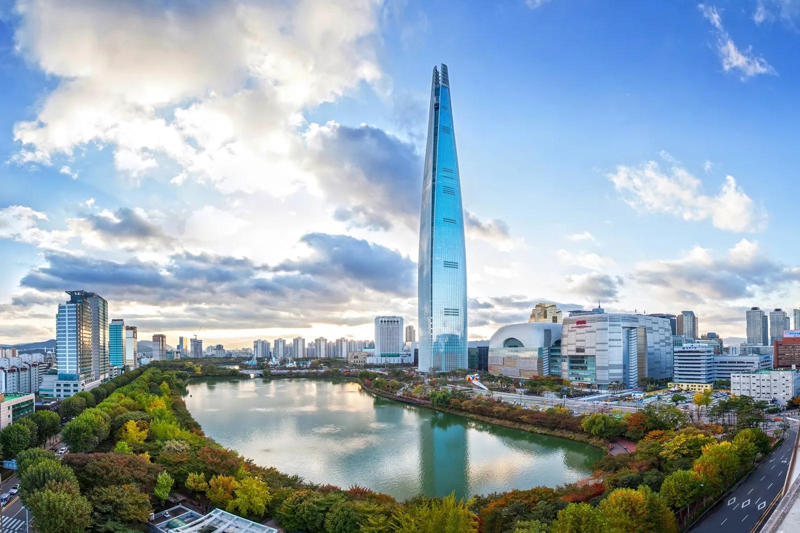 image of LOTTE WORLD TOWER