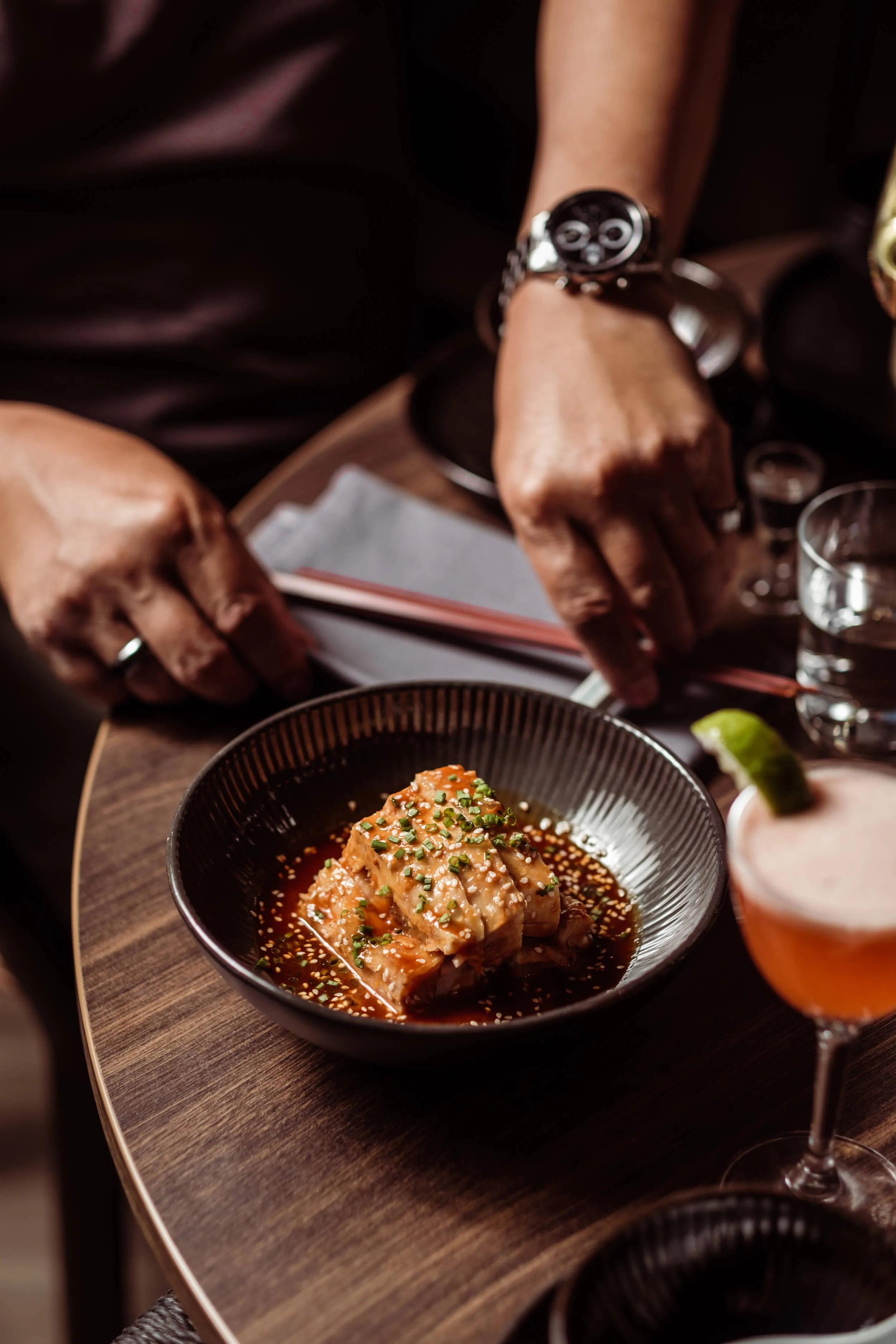 Recommendation for spot FEI Restaurant & Lounge