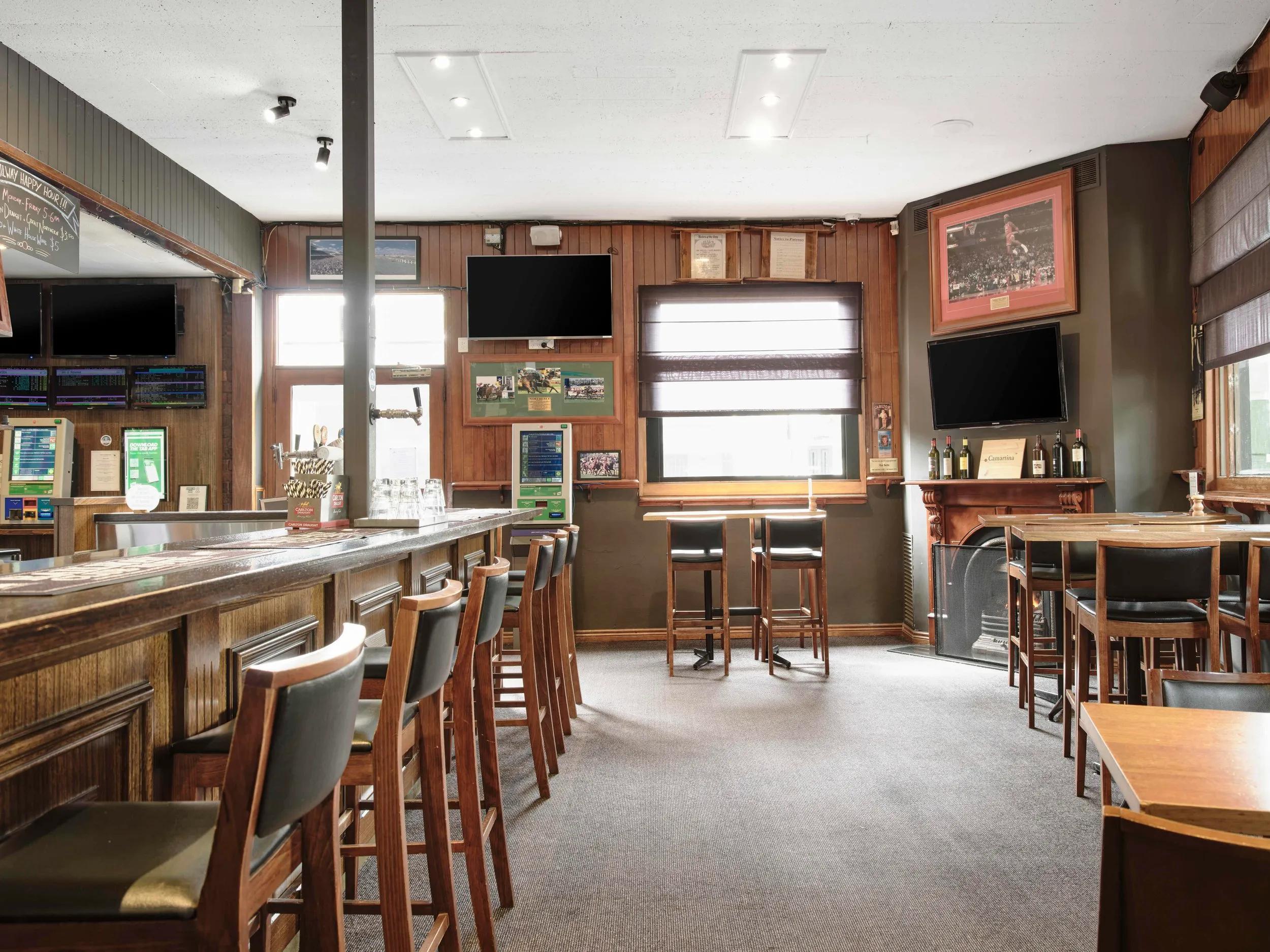 image of Railway Club Hotel