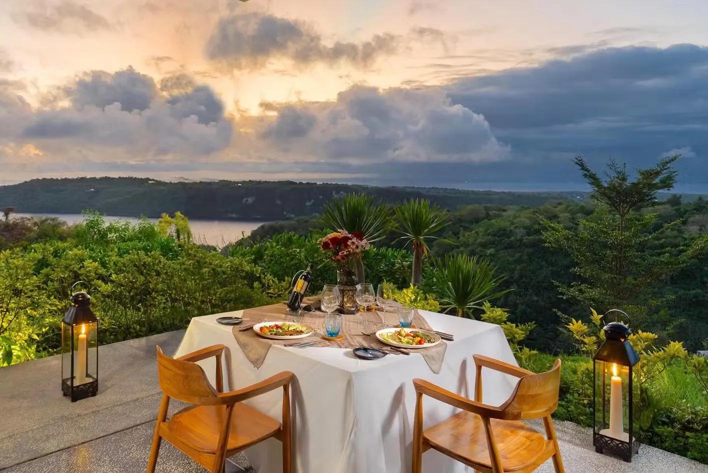 image of KŌWHAI Restaurant - Nusa Penida