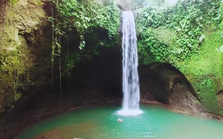image of Tibumana Waterfall