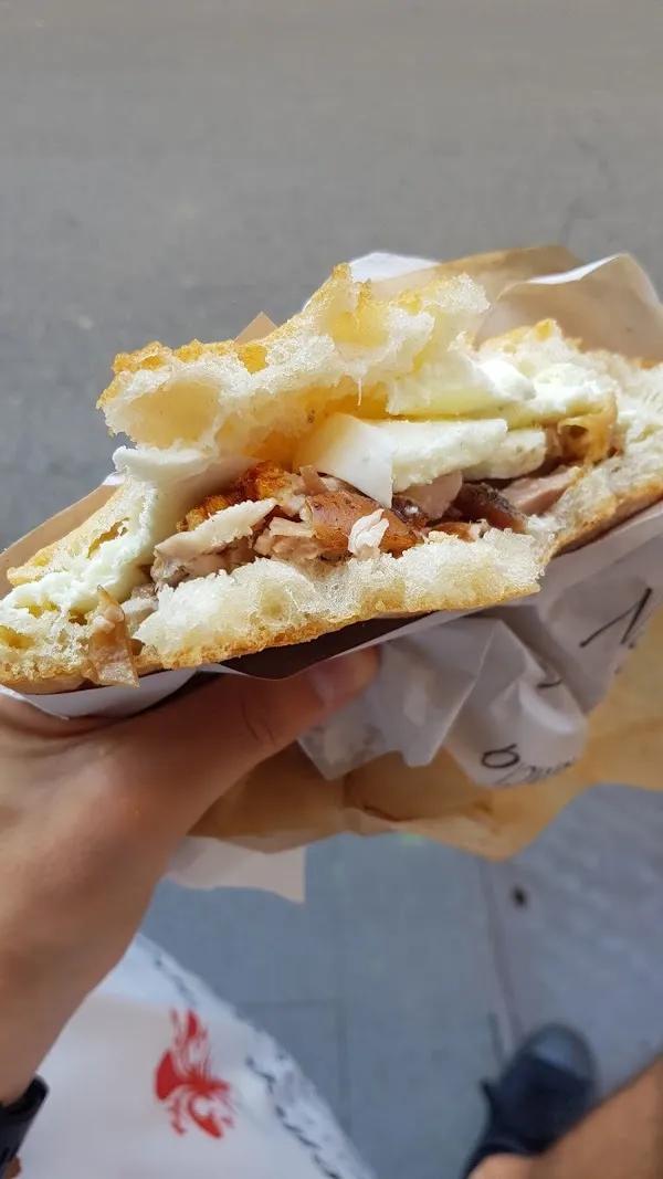image of La Vita è Un Mozzico