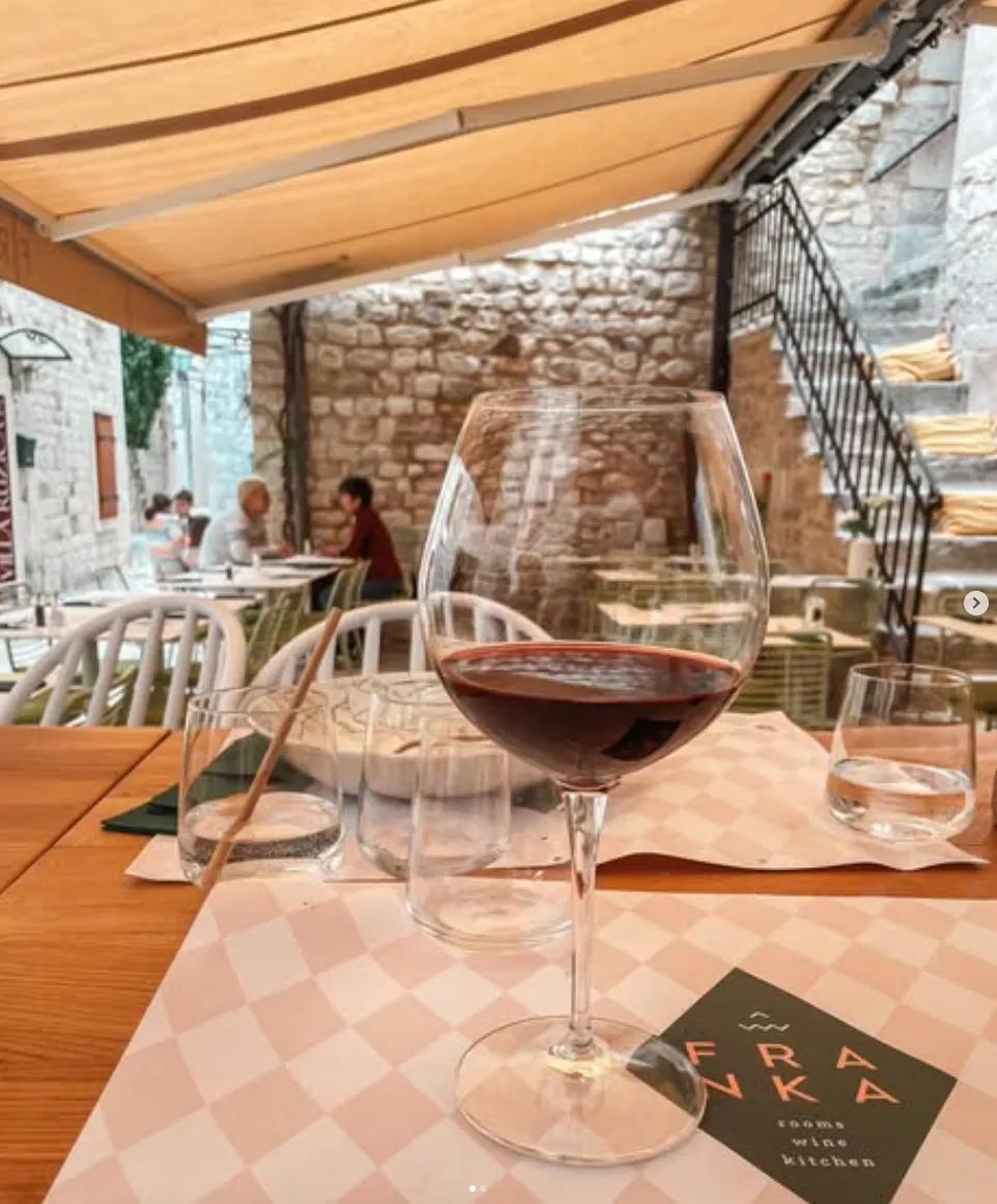 image of F R A N K A - rooms, wine, kitchen