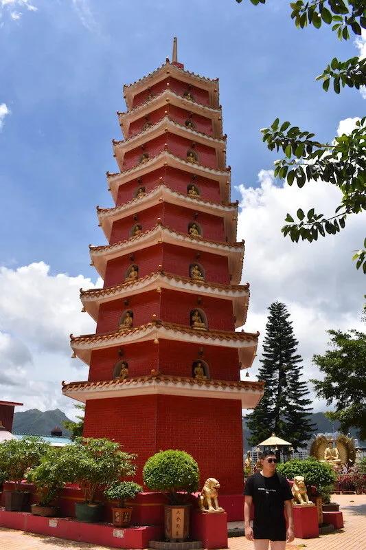 Image of the location Ten Thousand Buddhas Monastery