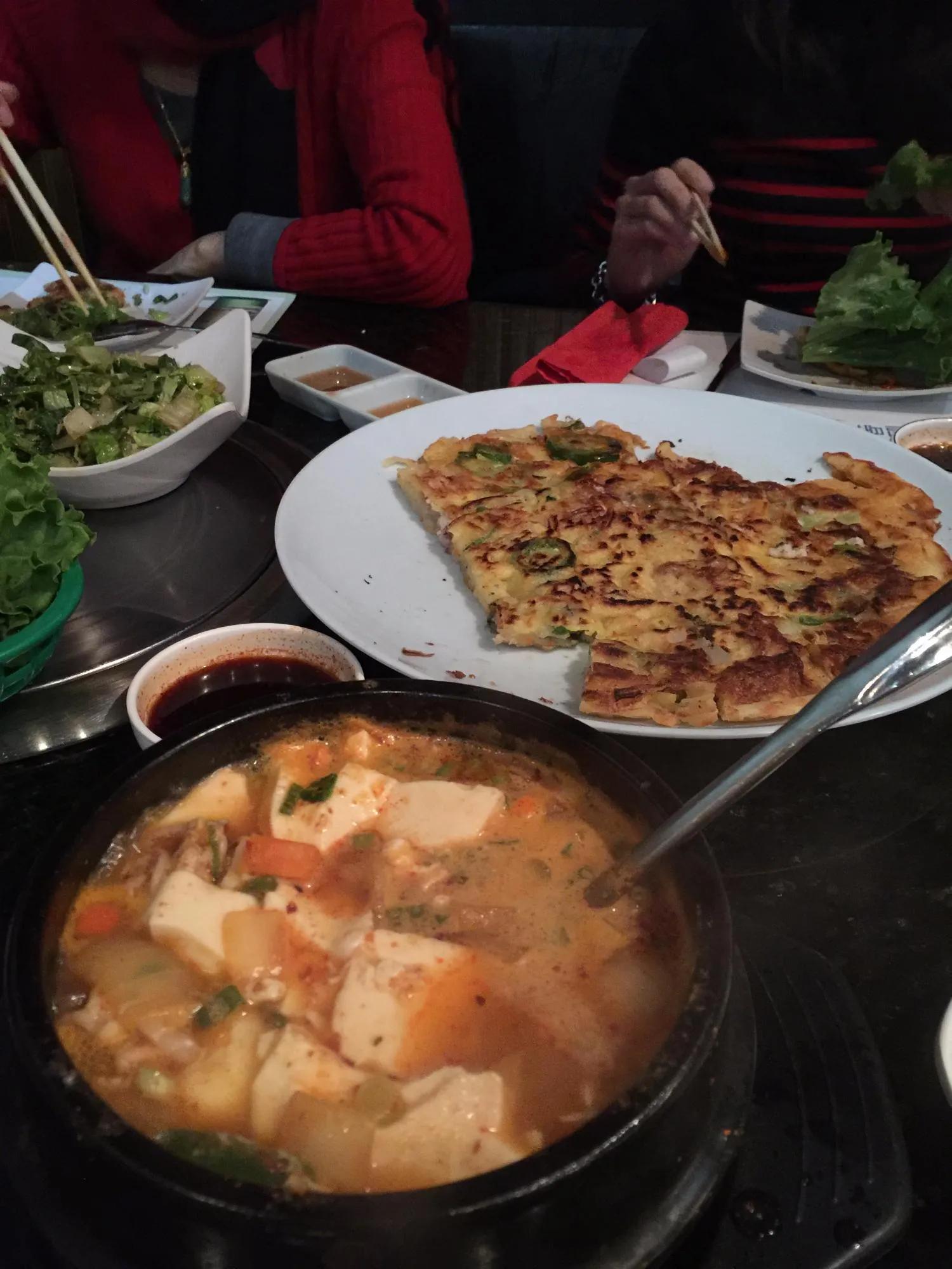 image of Gogi