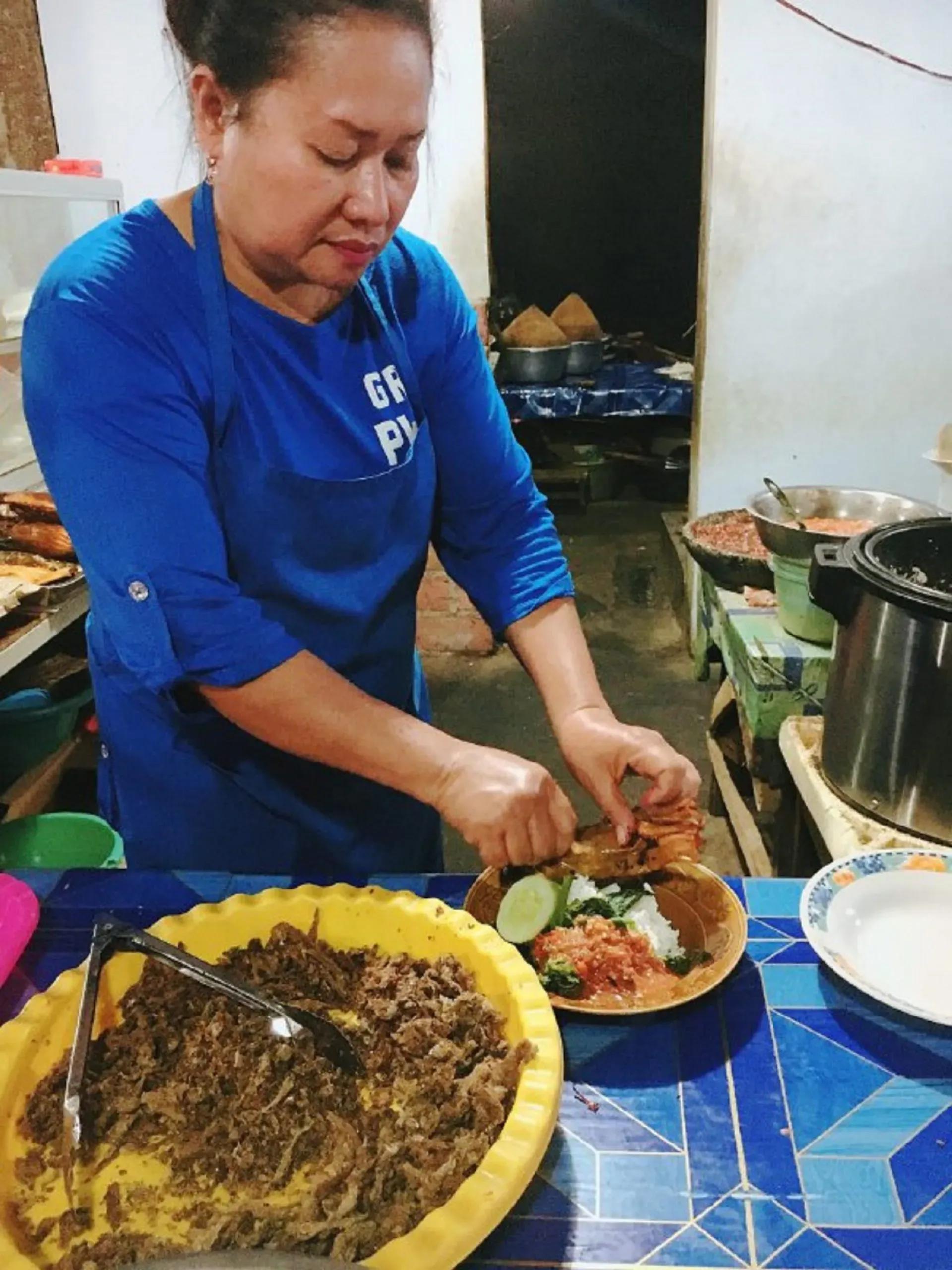 image of Sego Tempong Mbok Wah