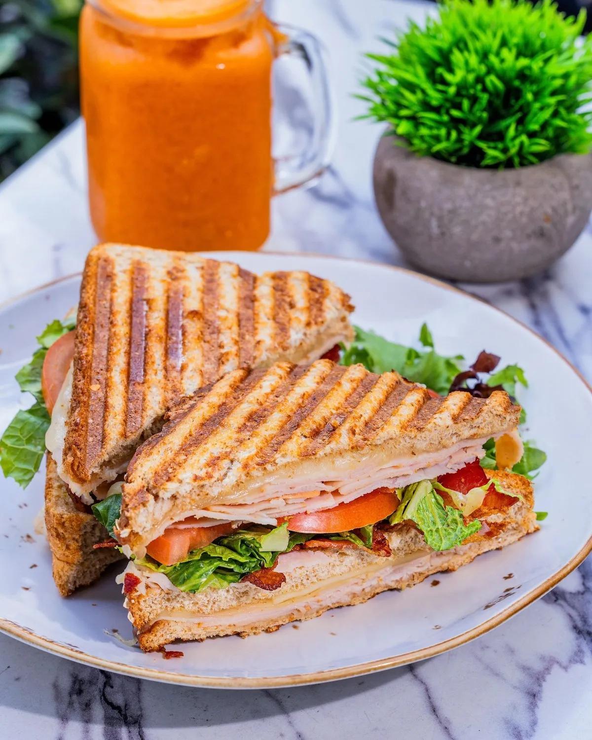 Crema Gourmet Espresso Bar