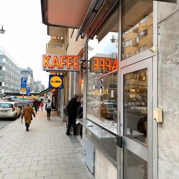 Recommendation for spot Poli Caffé