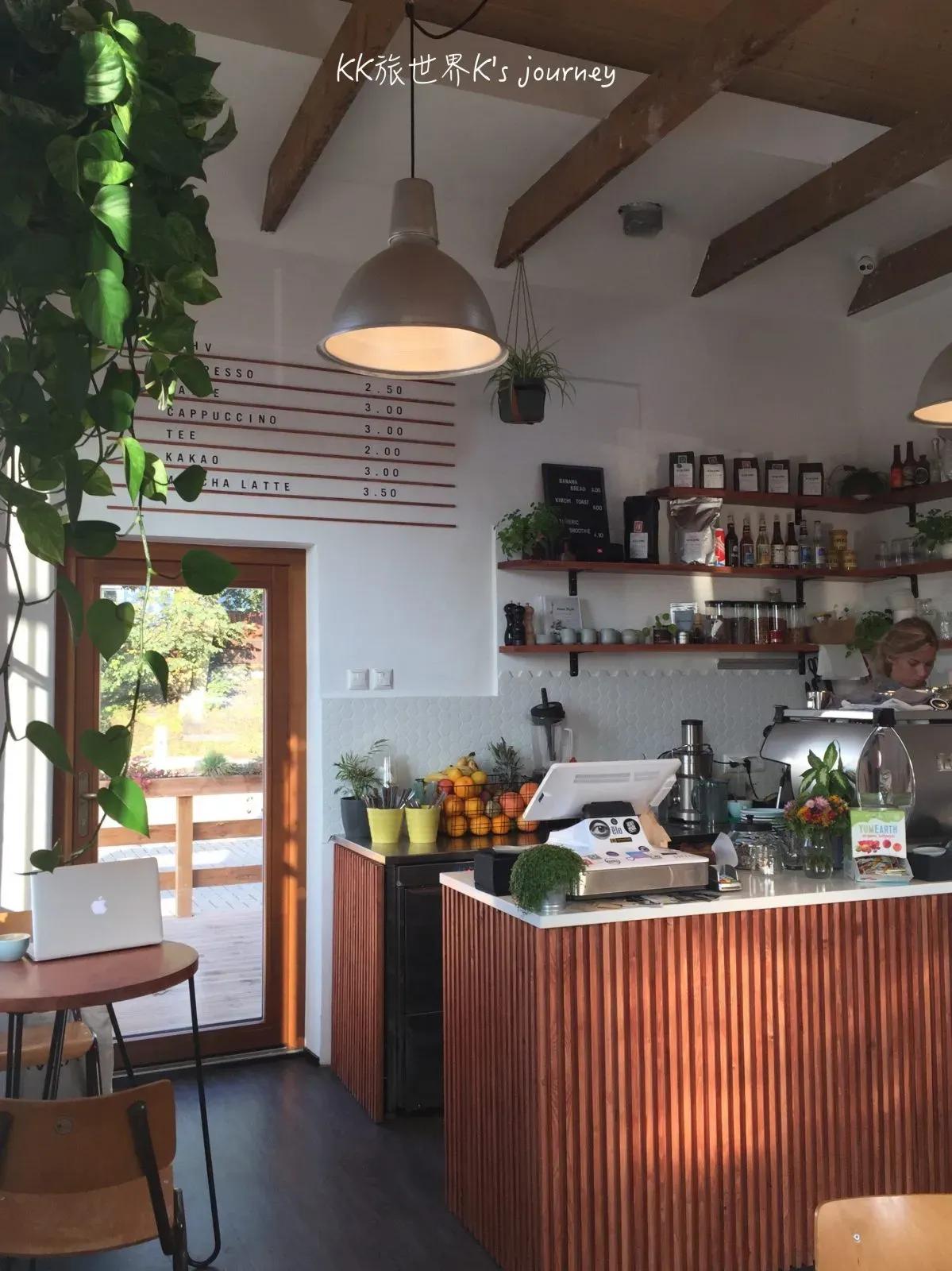 image of Värav Coffee and toast