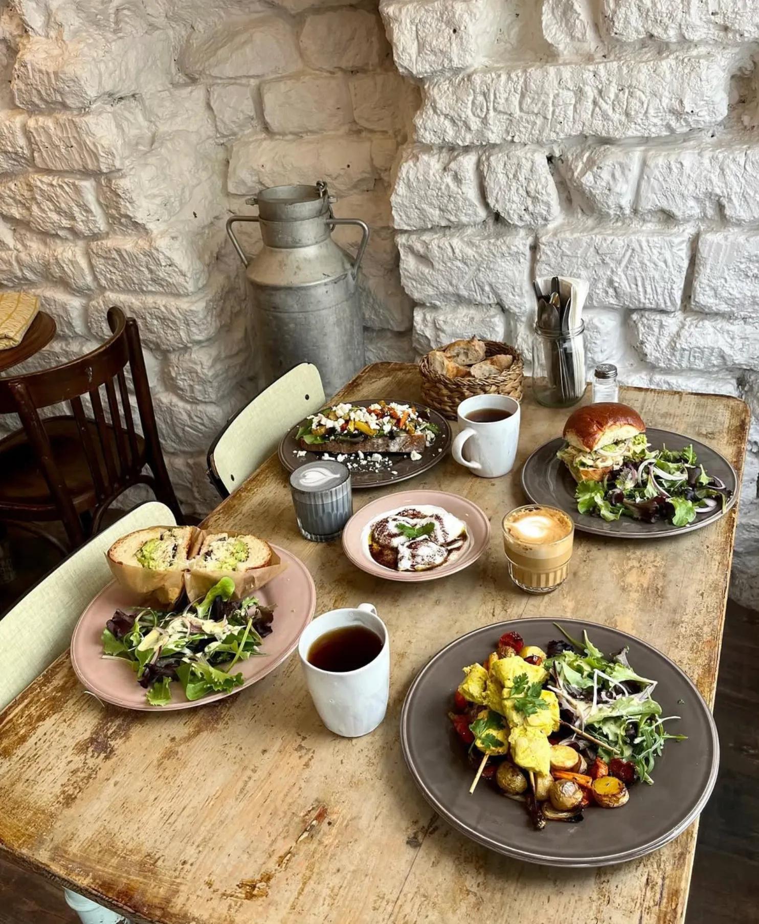image of Les Crèmes - Café & Yaourt