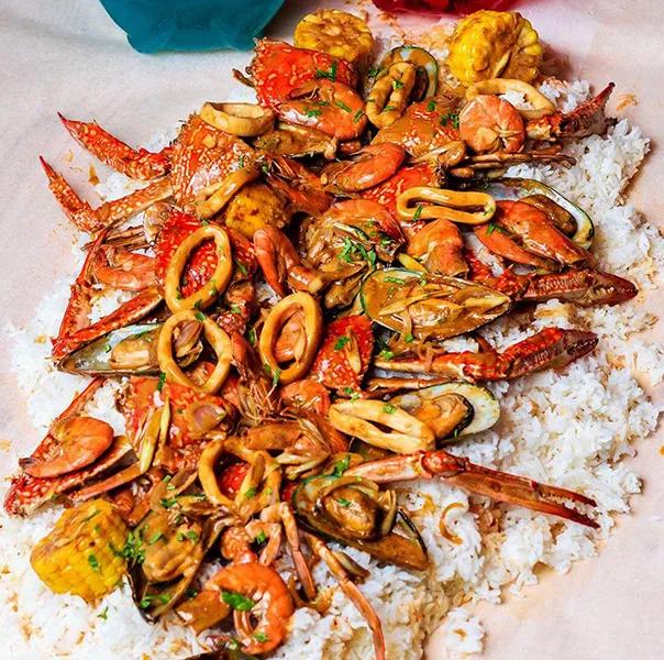 image of Dampa Seafood Grill - Dubai