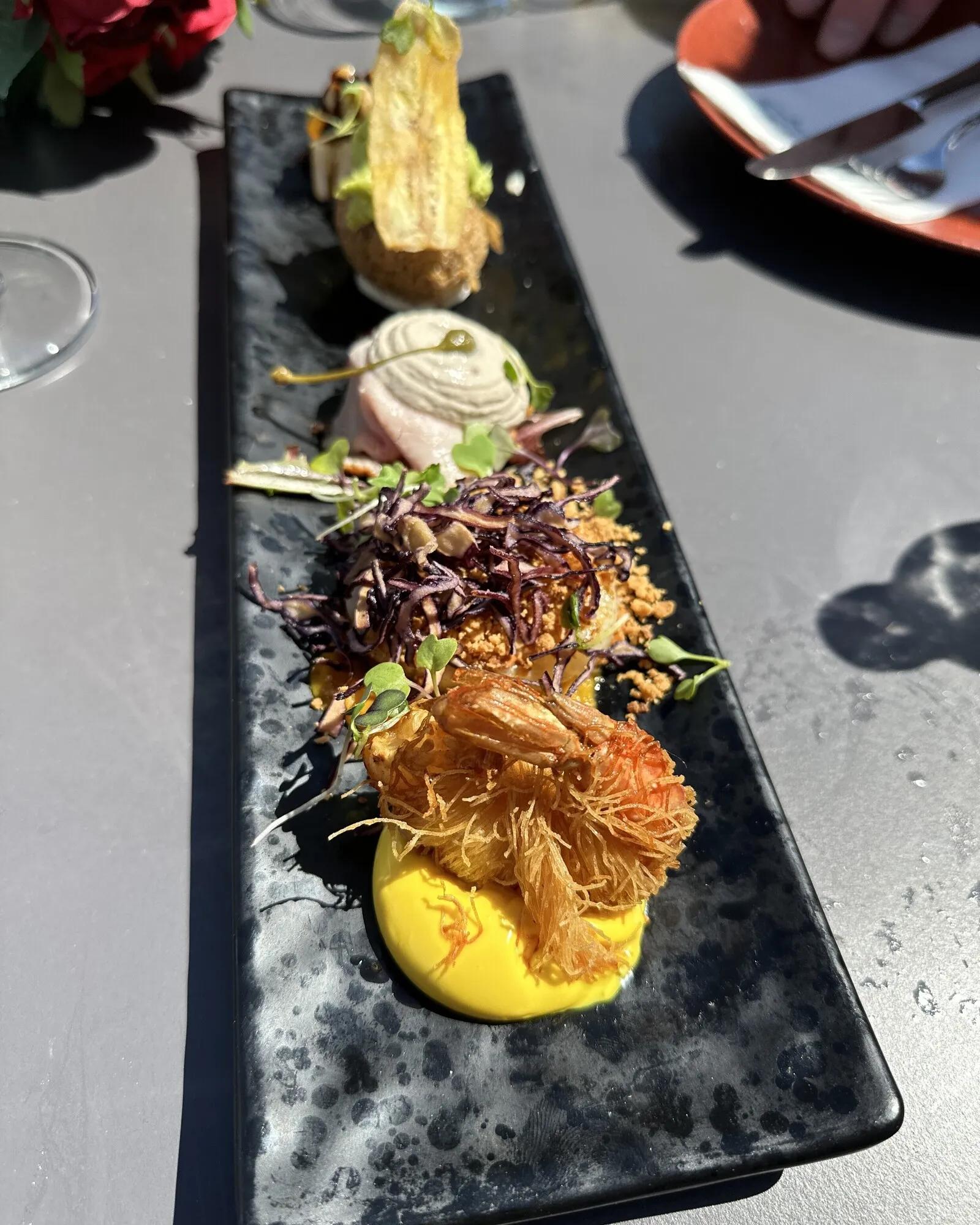 image of Mar de Nudos Mediterranean & Japanese cuisine