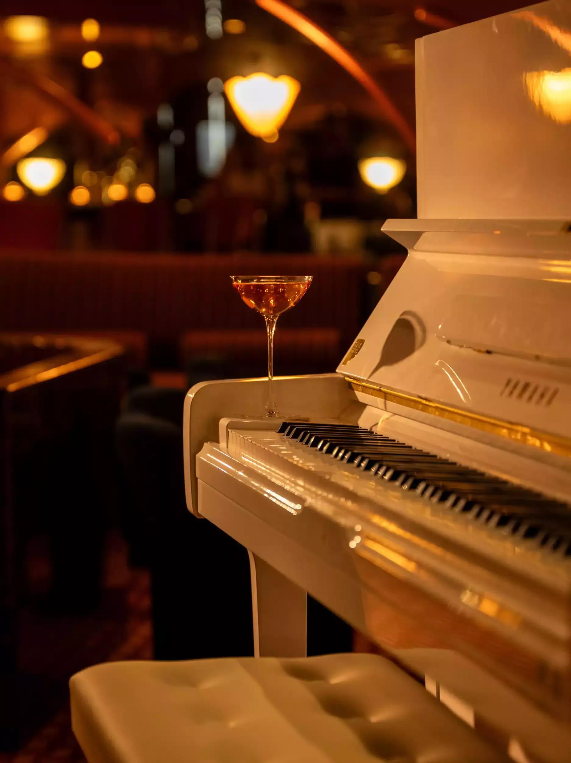 image of Experimental Cocktail Club