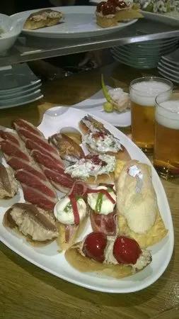 image of El Toloño taberna