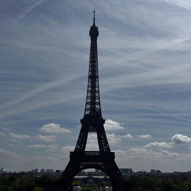 image of the list Paris guide by Phoenicia!