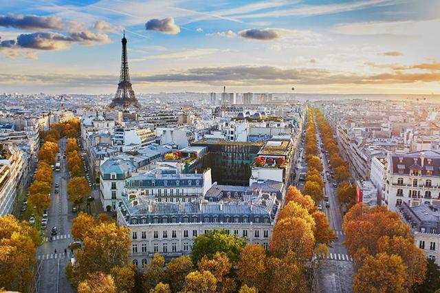image of the list Paris Guide 