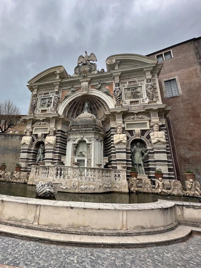 image of the list Rome guide by Phoenicia!