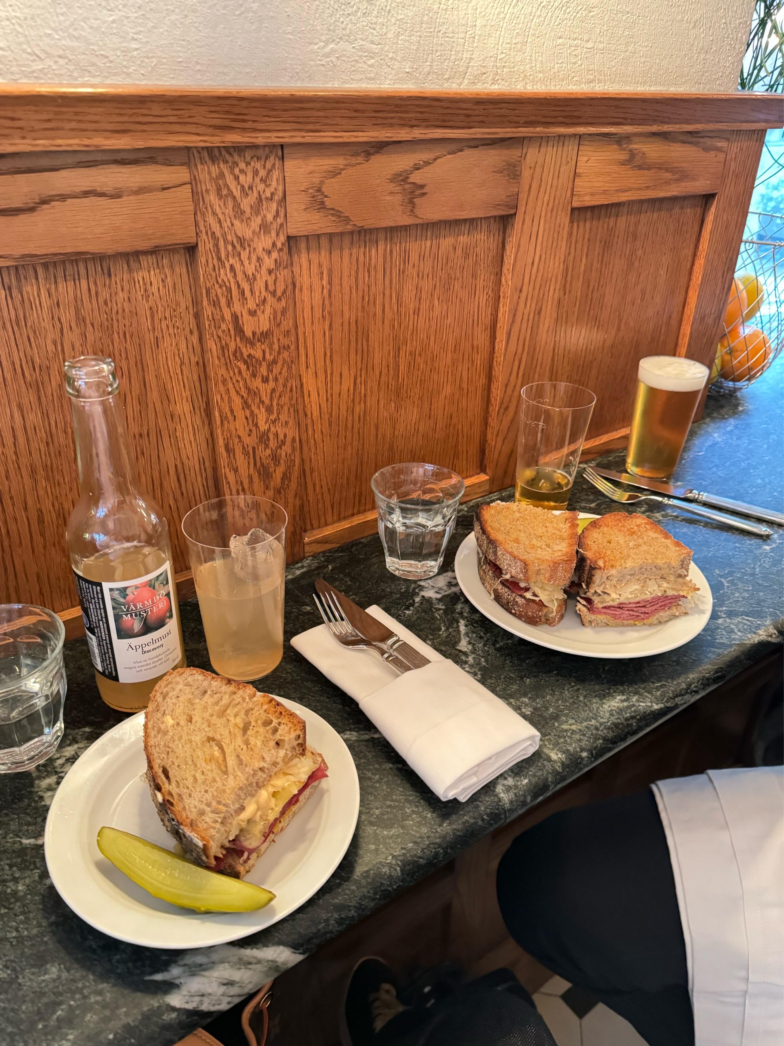 Recommendation for spot Schmaltz Bar & Delicatessen
