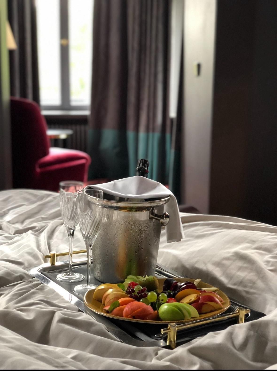 Grand Poet by Semarah Hotels
