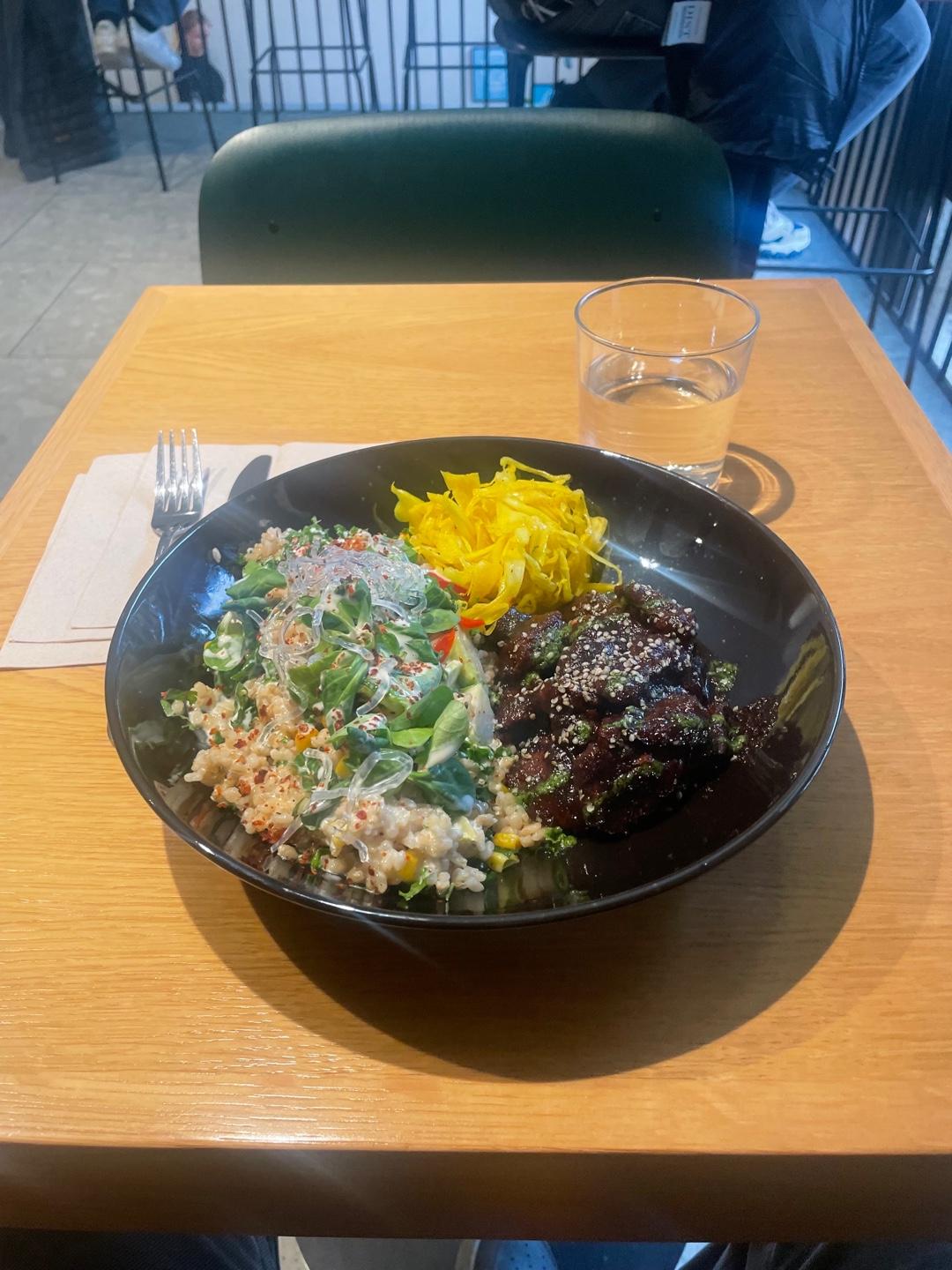 Recommendation for spot Kale & Crave
