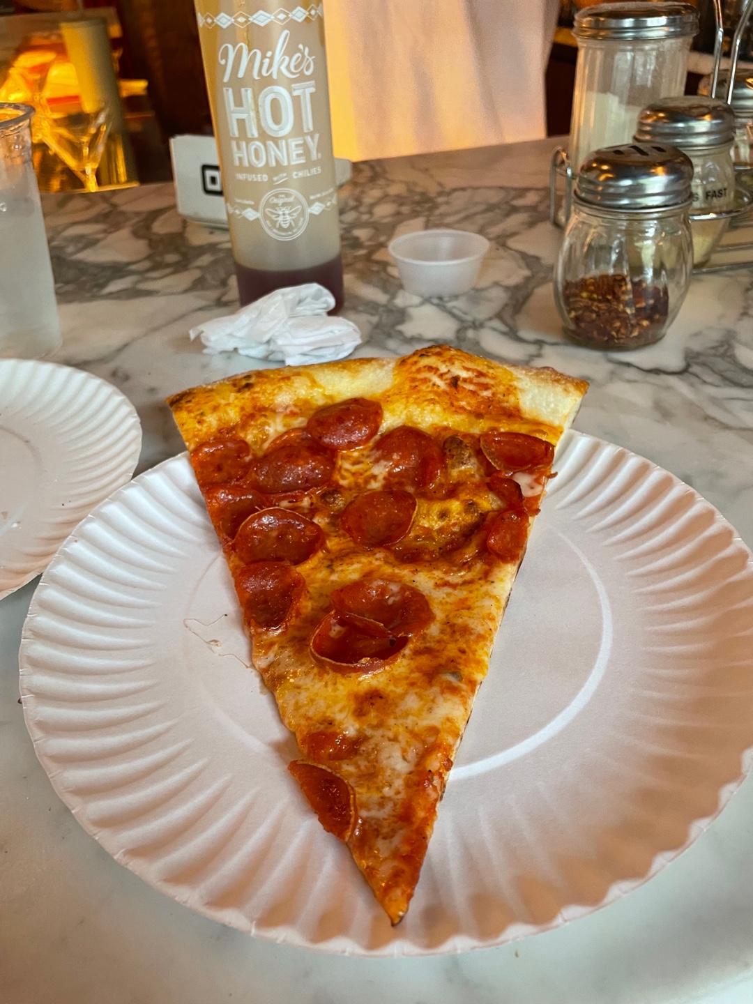Recommendation for spot Grand Street Pizza
