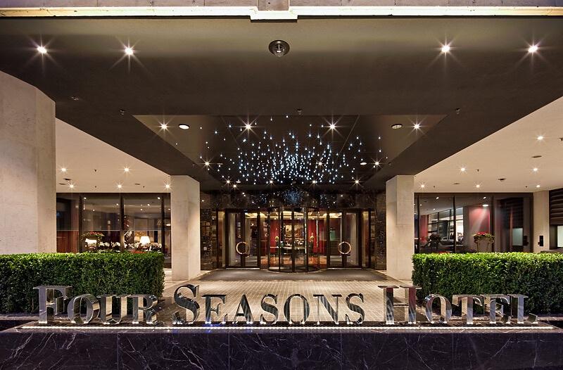 Recommendation for spot Four Seasons Hotel London at Park Lane