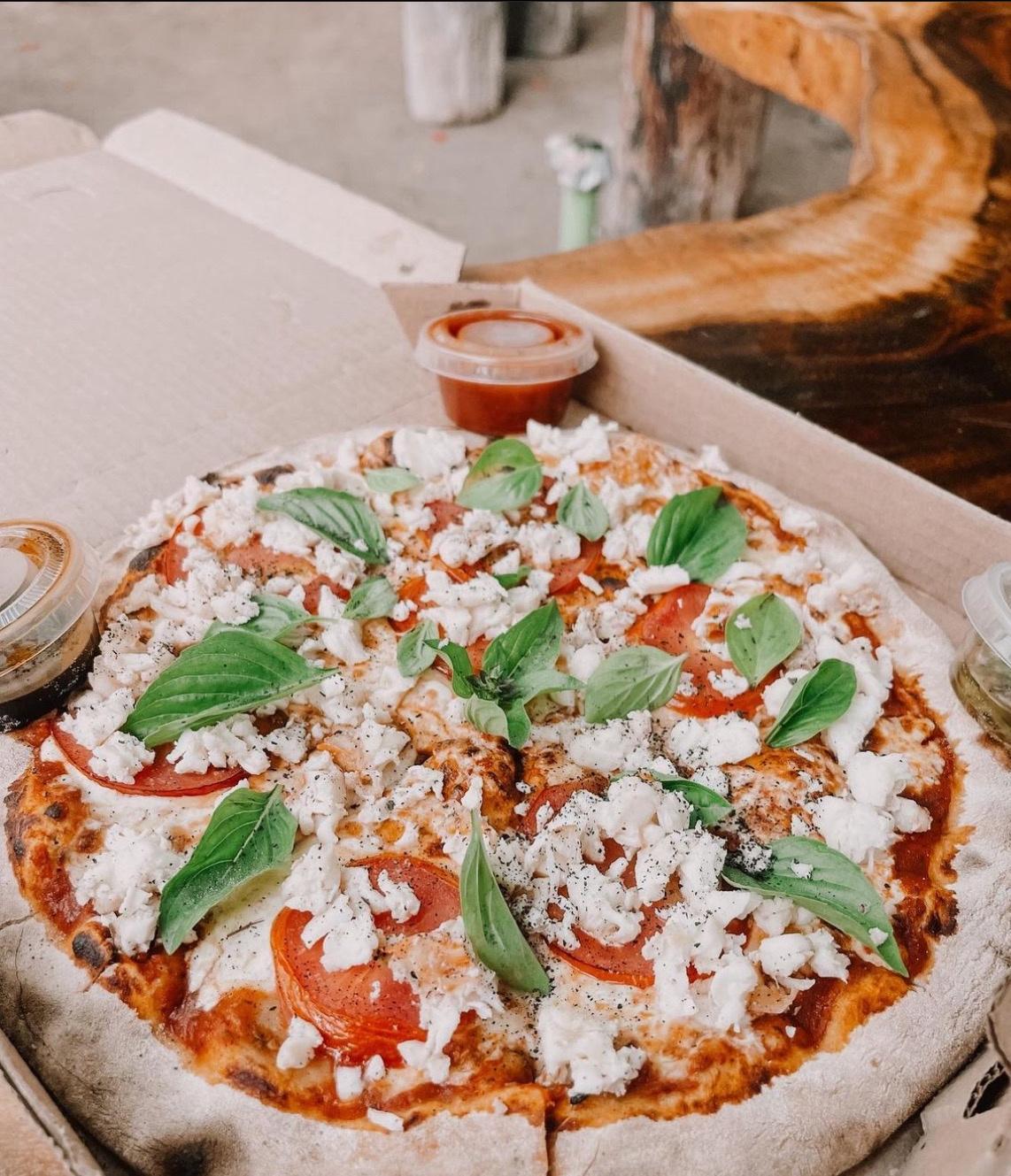 Recommendation for spot Roots Pizzas a la leña Isla Holbox