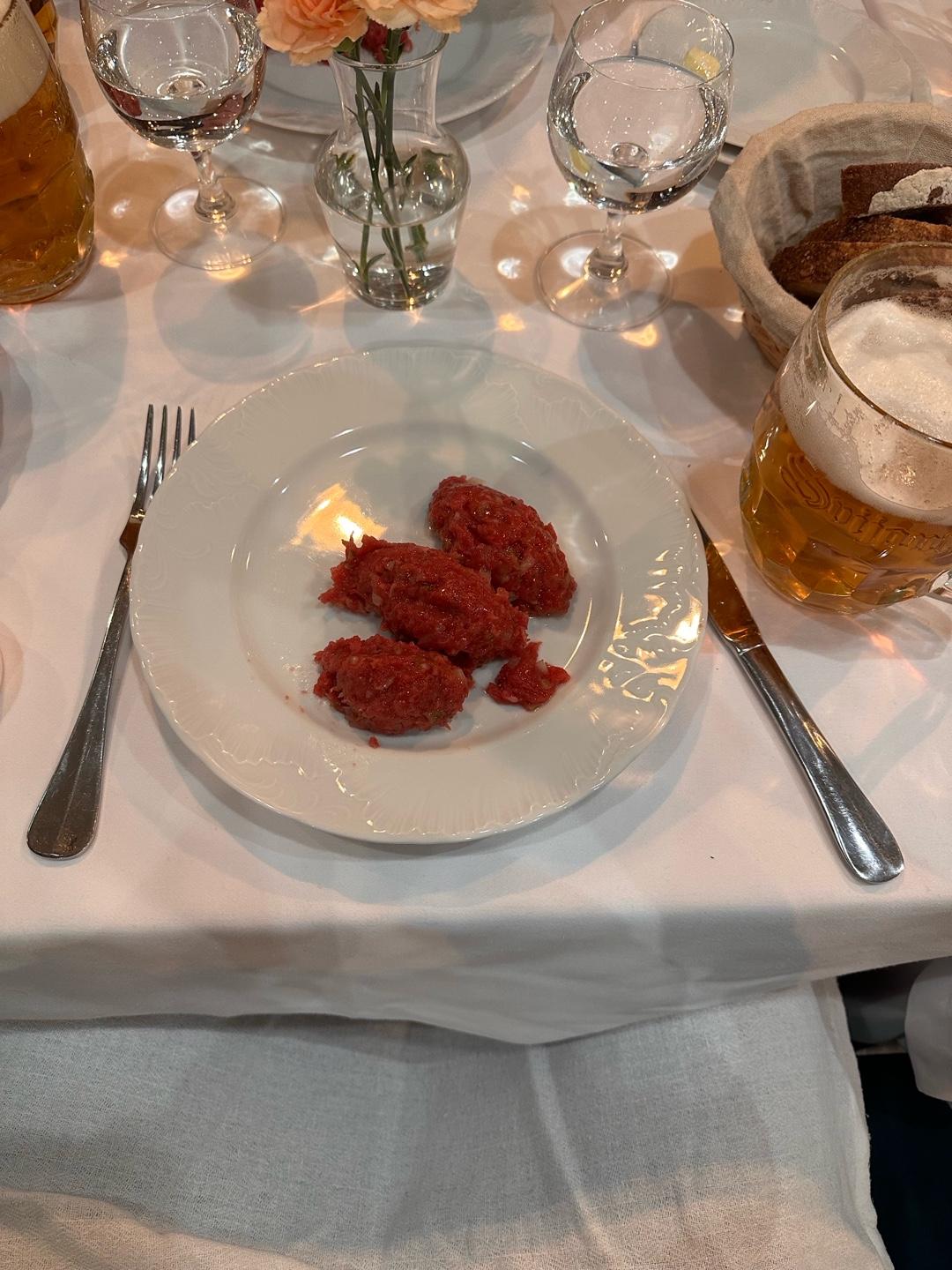 Recommendation for spot Restauracja Kapłony i Szczeżuje à la carte - Kuchnia polska