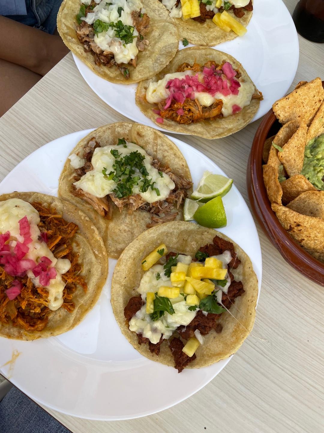 image of Itacate Taquería Mexicana