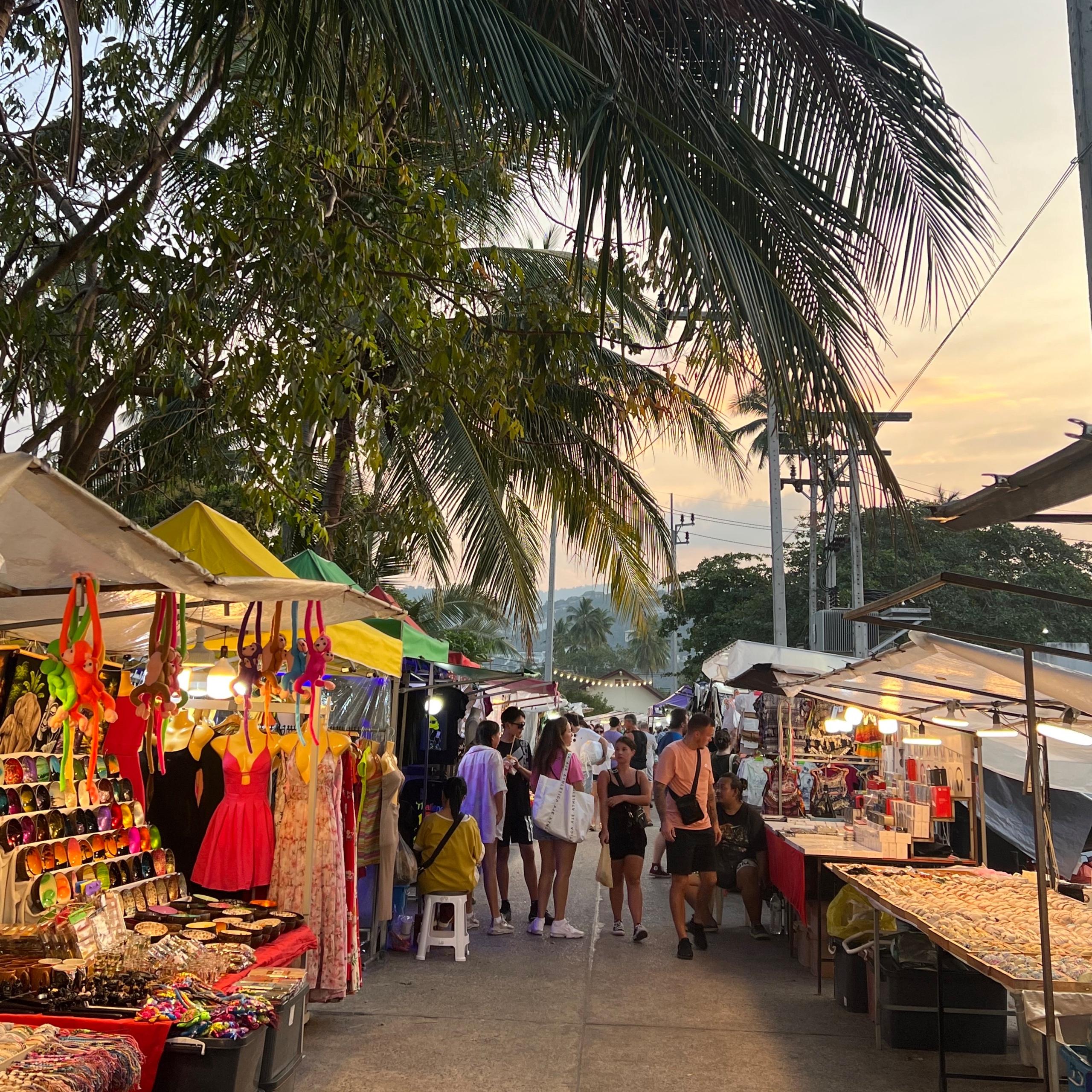 Recommendation for spot Night Market Fishermans Village