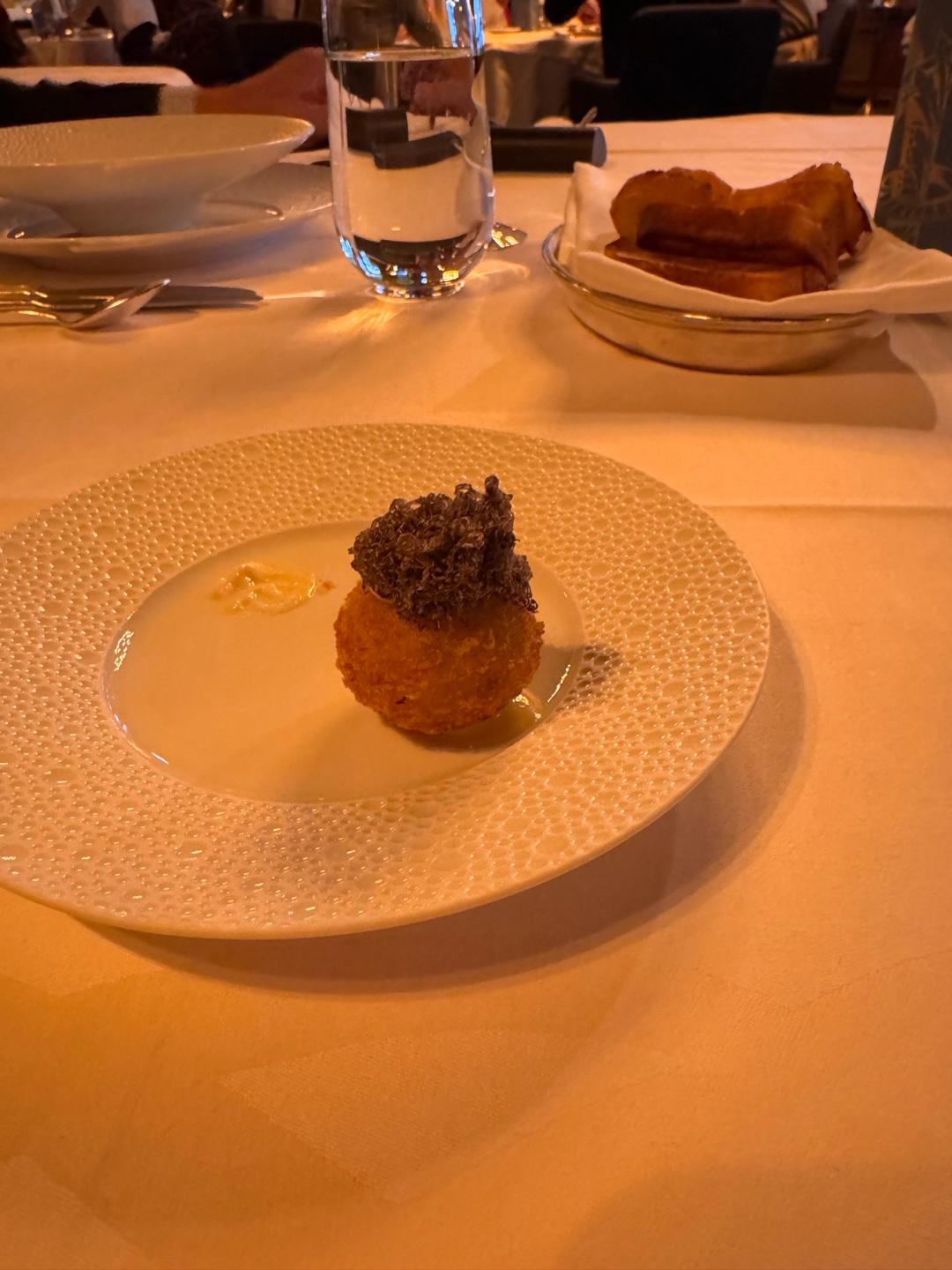 image of Restaurant Operakällaren
