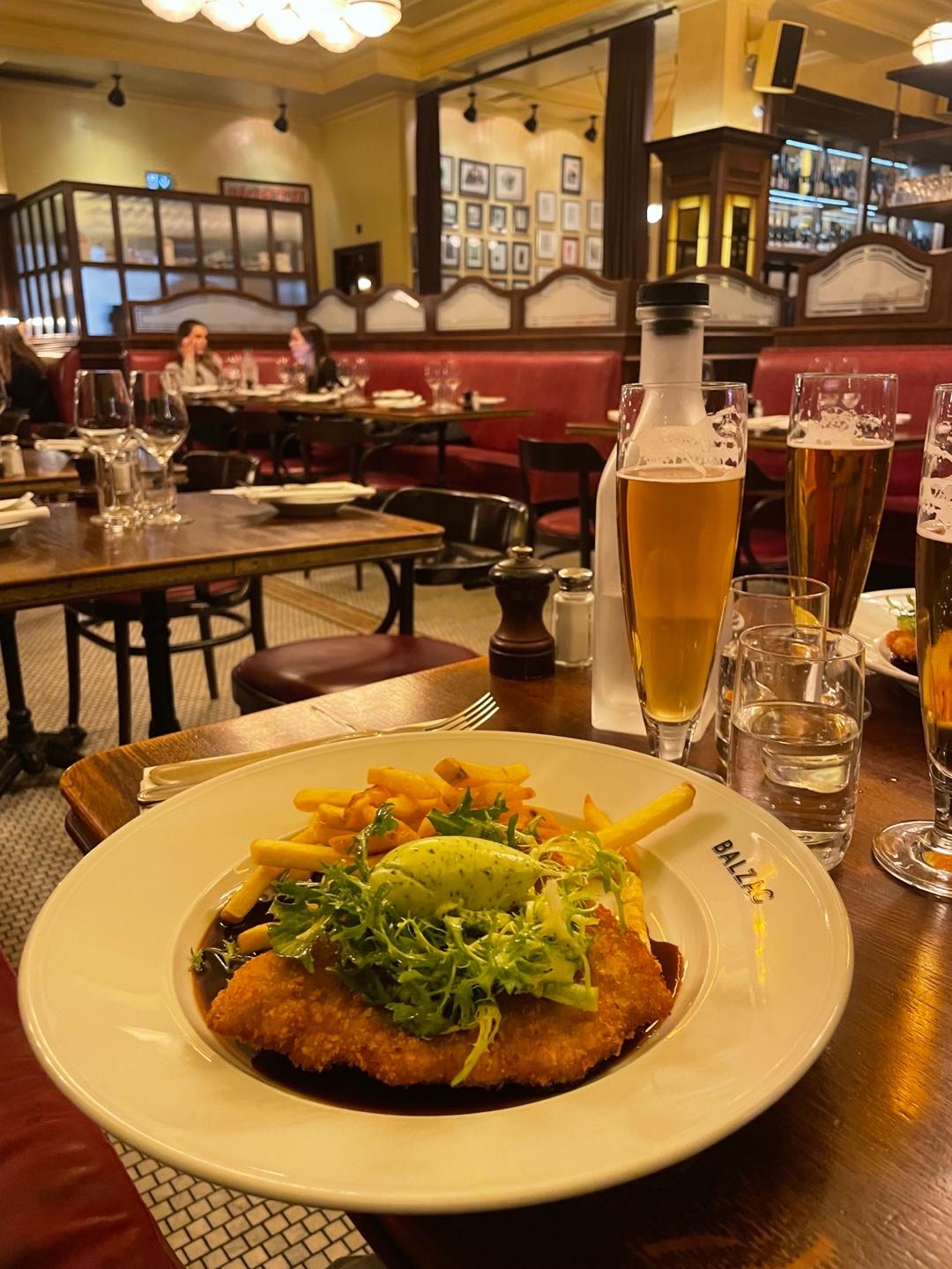 Recommendation for spot Brasserie Balzac Restaurang