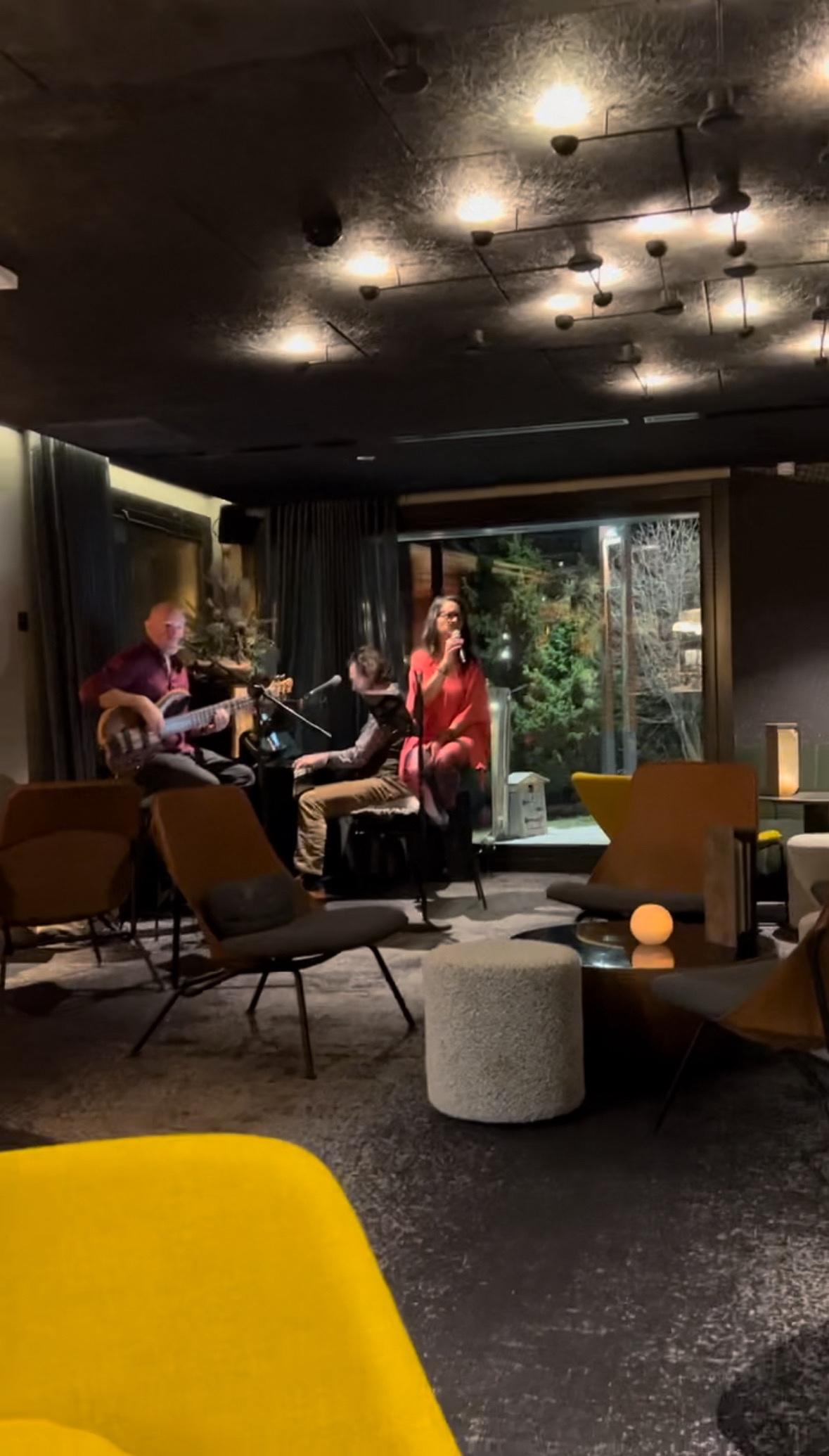 Recommendation for spot Hotel MiL8