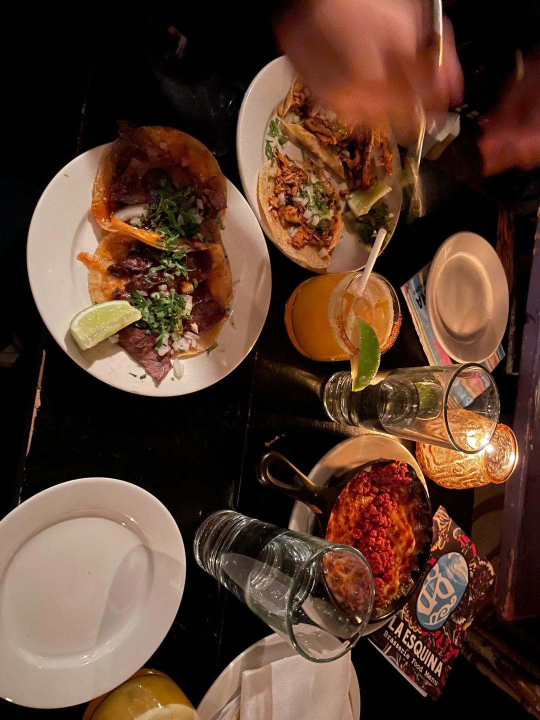 Recommendation for spot La Esquina Brasserie