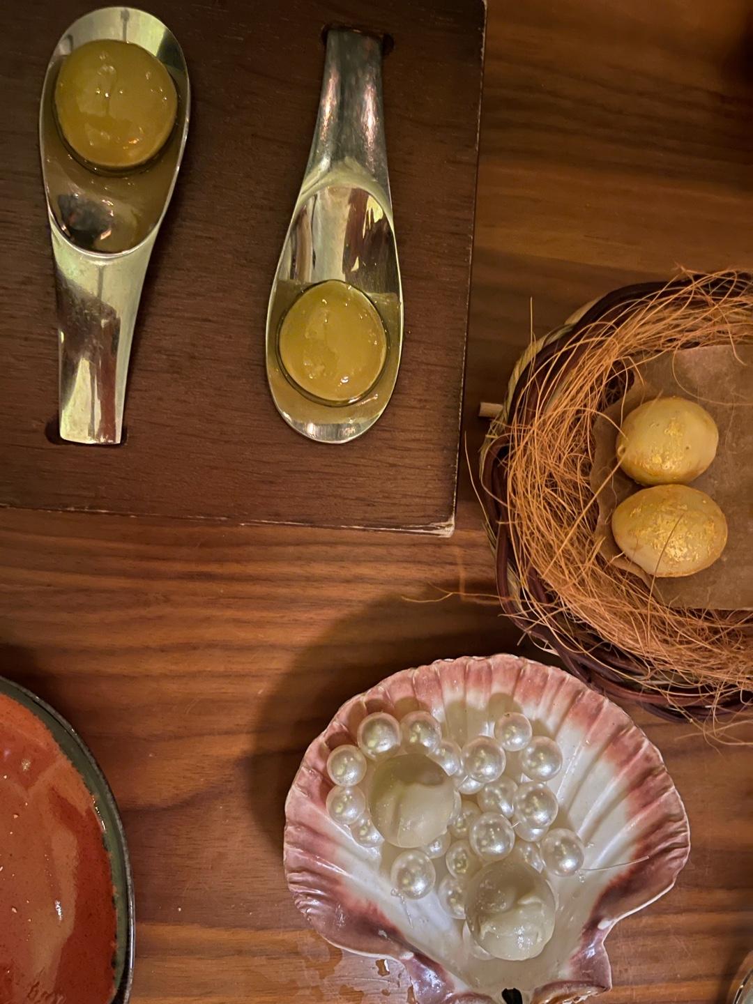 Recommendation for spot Mini Bar - José Avillez