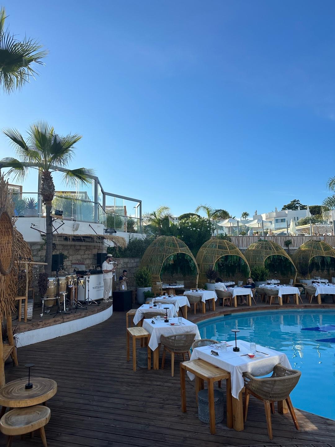 image of Well Vale Do Lobo