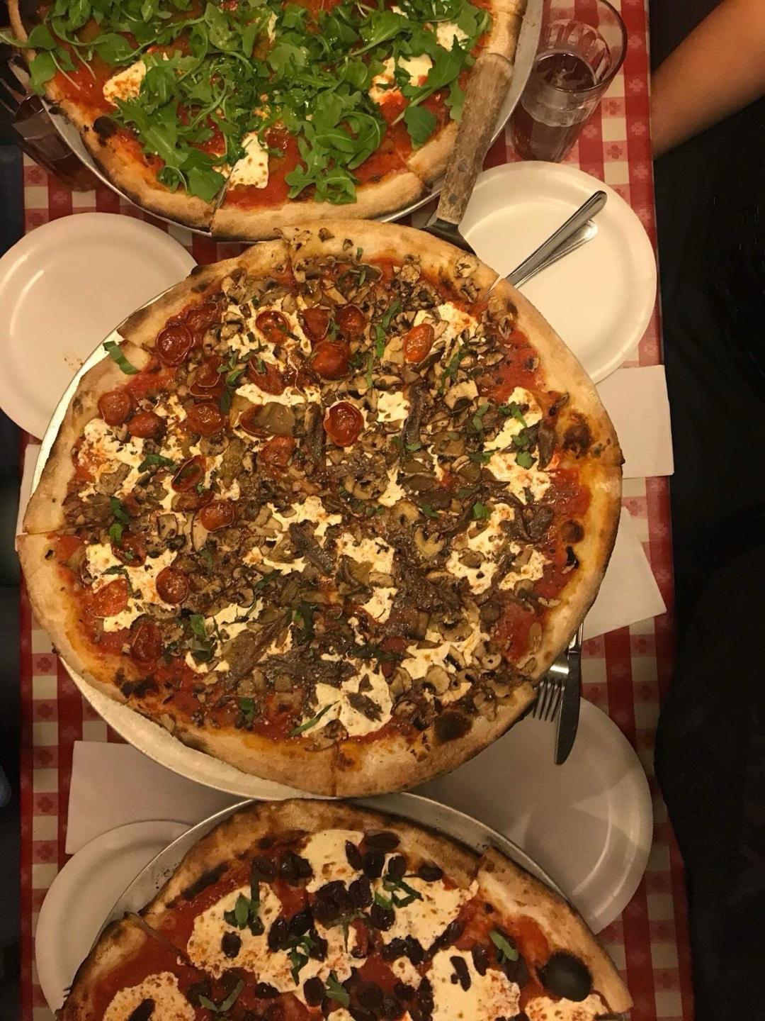image of Lombardi's Pizza