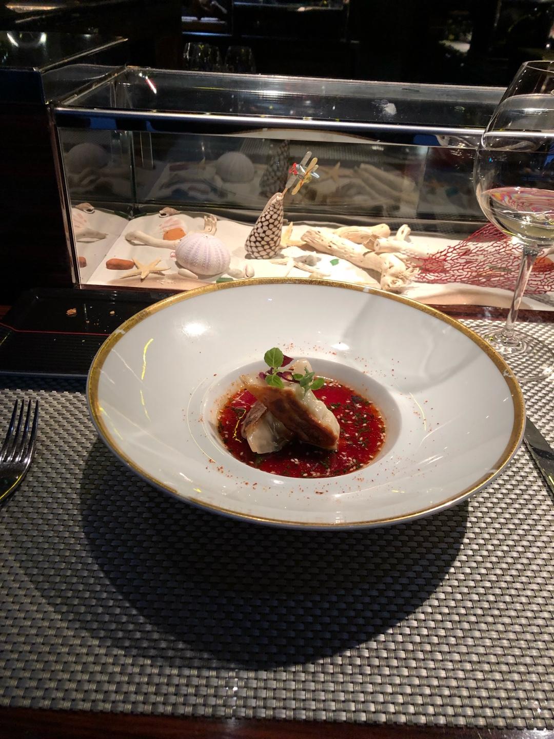 image of L'Atelier de Joël Robuchon Étoile - Champs-Élysées