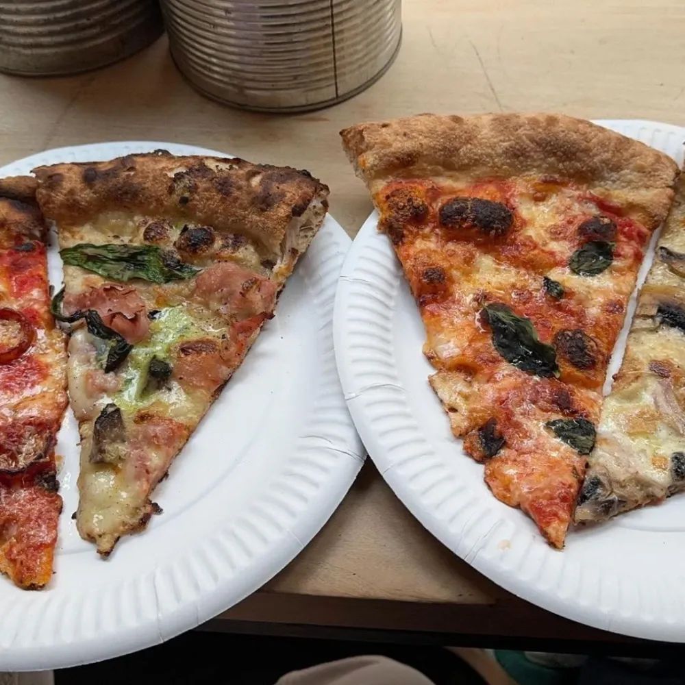 Image of spot 800 Grader Slice Shop recommended by Nadja Qurbanzada