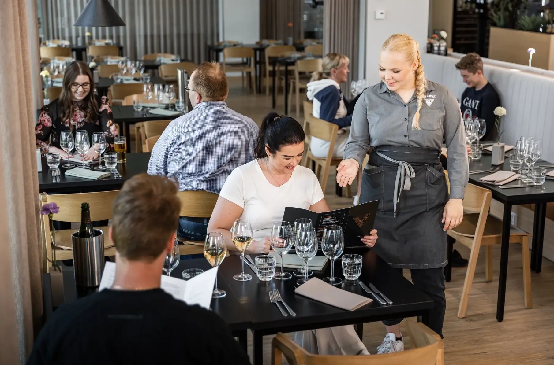 Image of spot Restaurant V recommended by Kaj Sjöholm