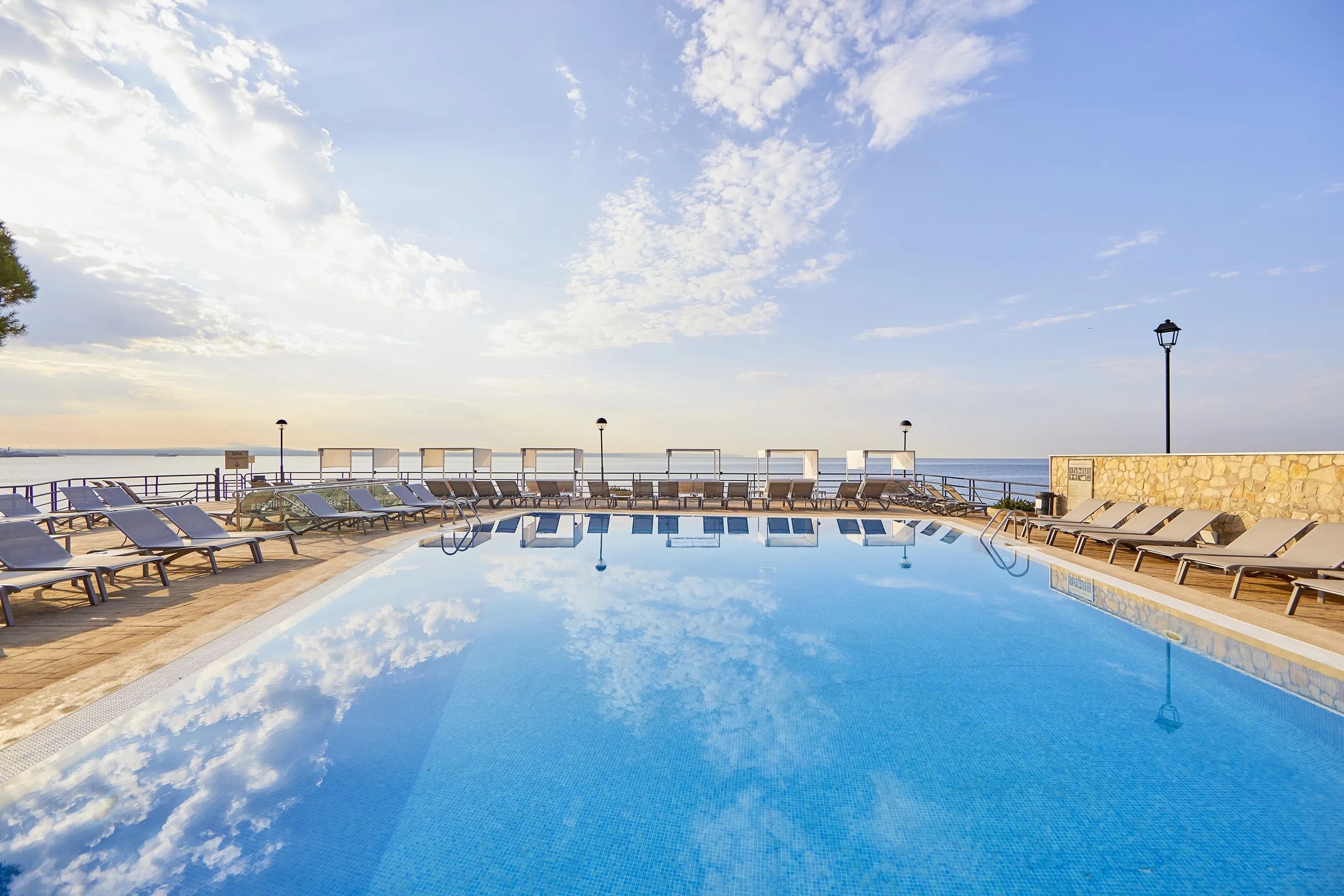 Image of spot Barceló Illetas Albatros recommended by Mikaela Salen