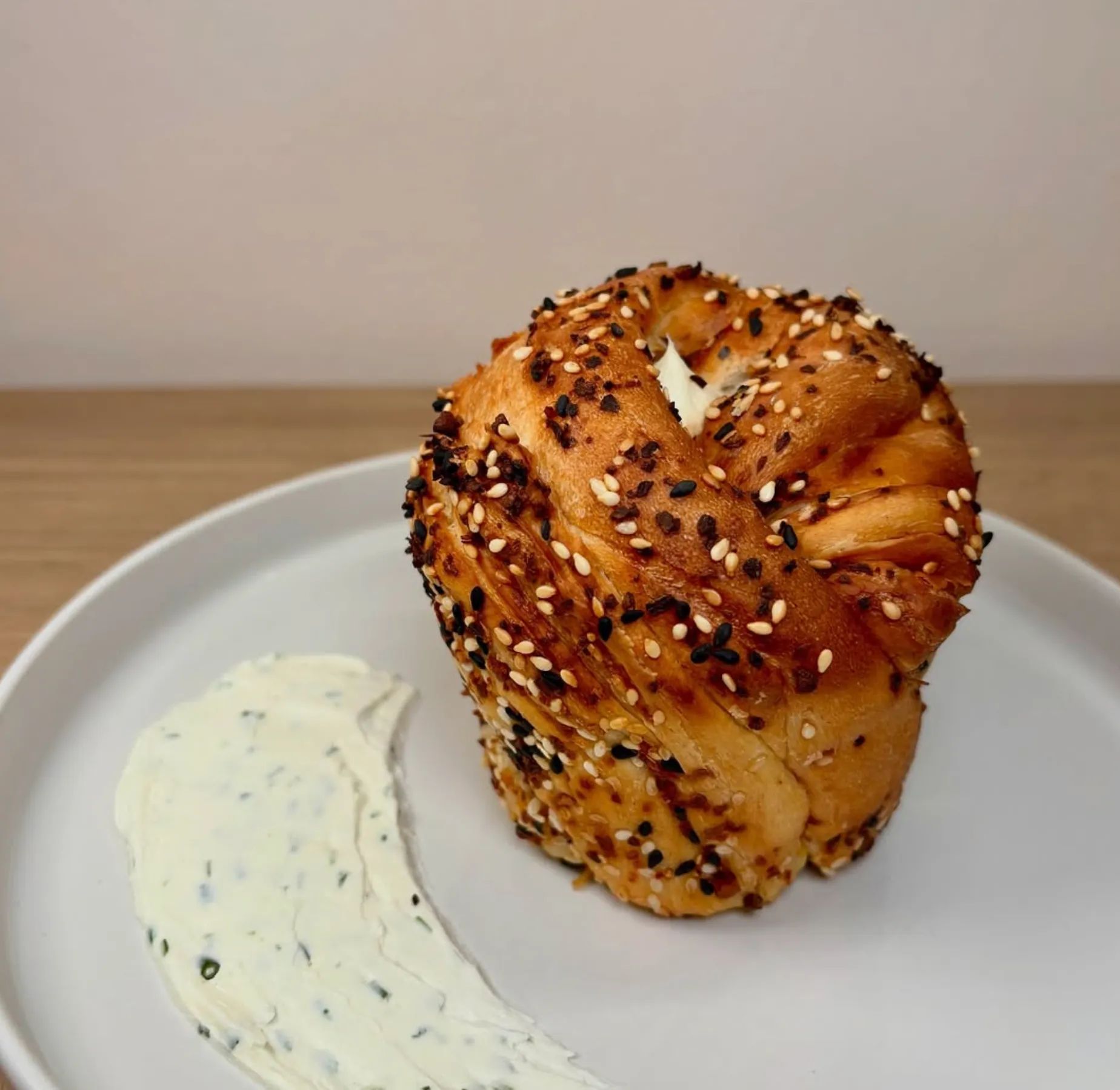 Image of spot Tall Poppy recommended by David Larsson