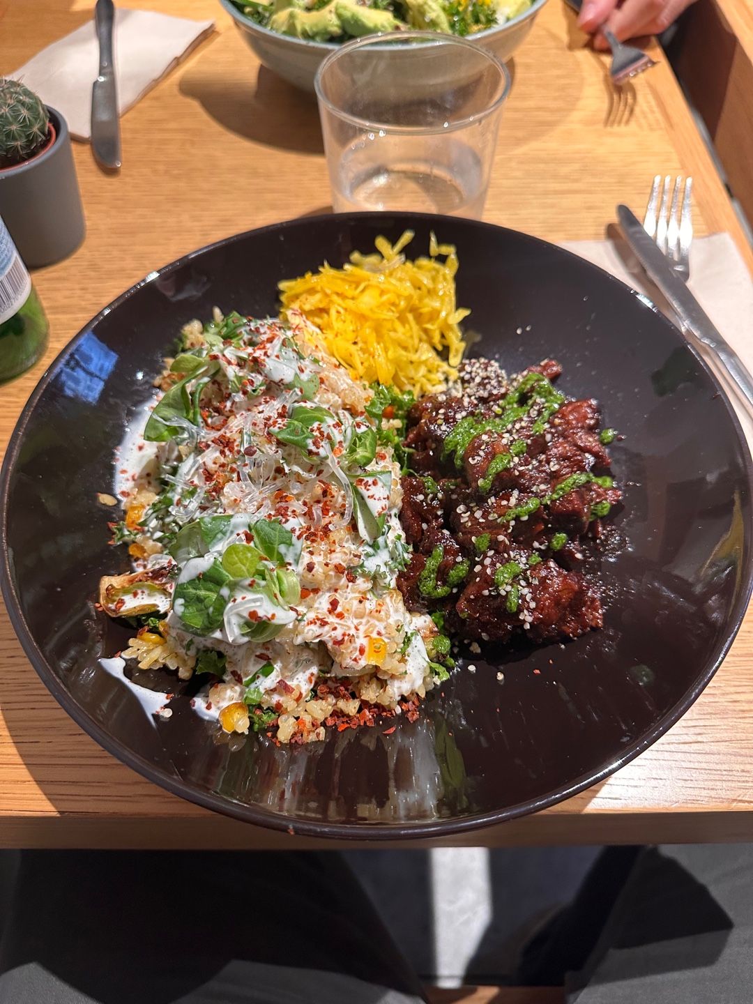 Image of spot Kale & Crave recommended by Oscar Salen